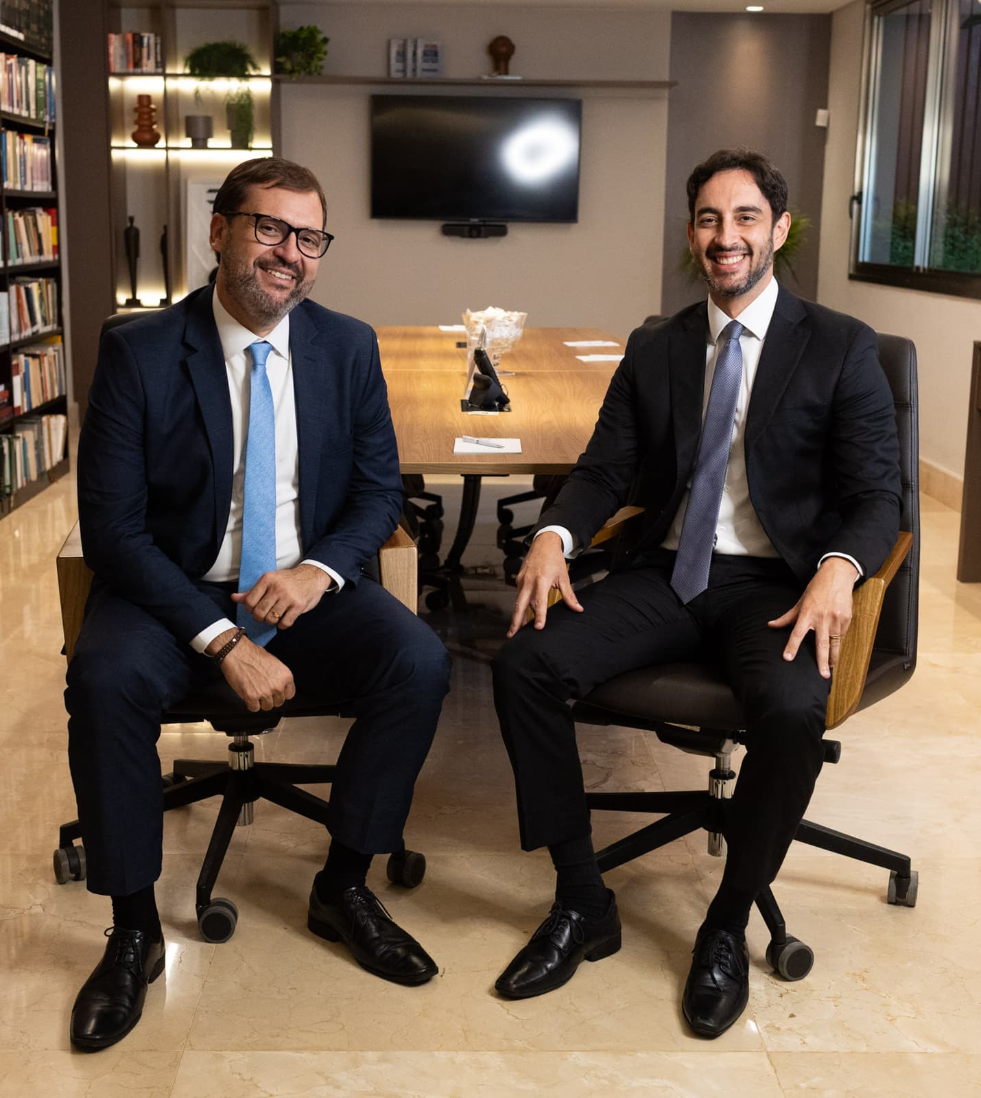 Fernando Torreão e André Roller, sócios fundadores do Torreão & Roller Advogados